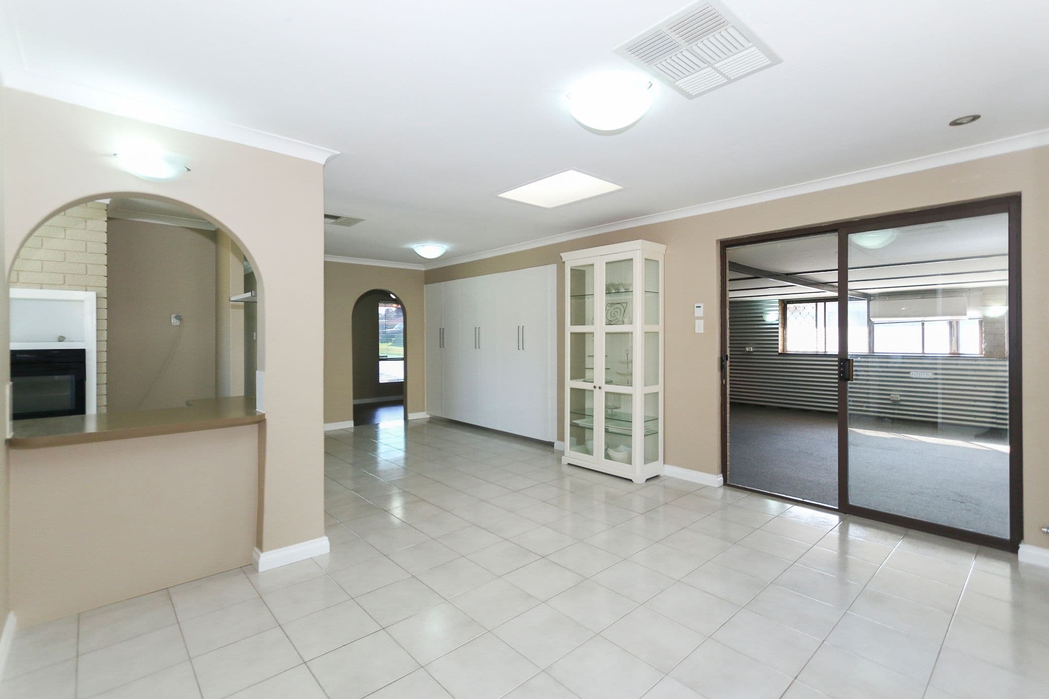 38 Pilkington Circus, Beechboro WA 6063, Beechboro - Thumbnail 7