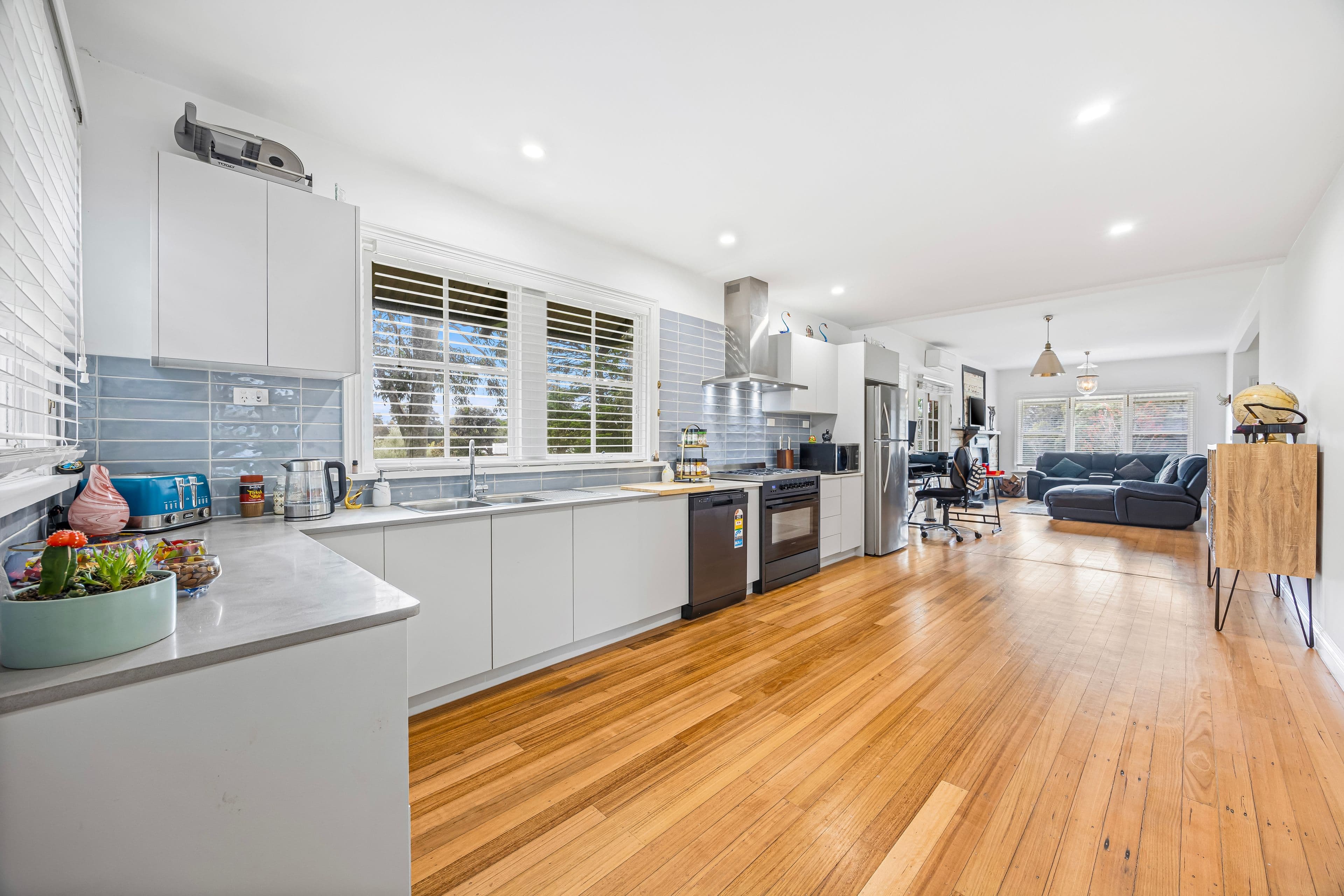 42 Main Road, Mount Egerton VIC 3352, Mount Egerton - Thumbnail 6