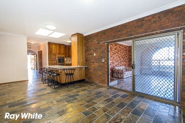 8 Wheller Street, BOSSLEY PARK NSW 2176, Bossley Park - Thumbnail 5