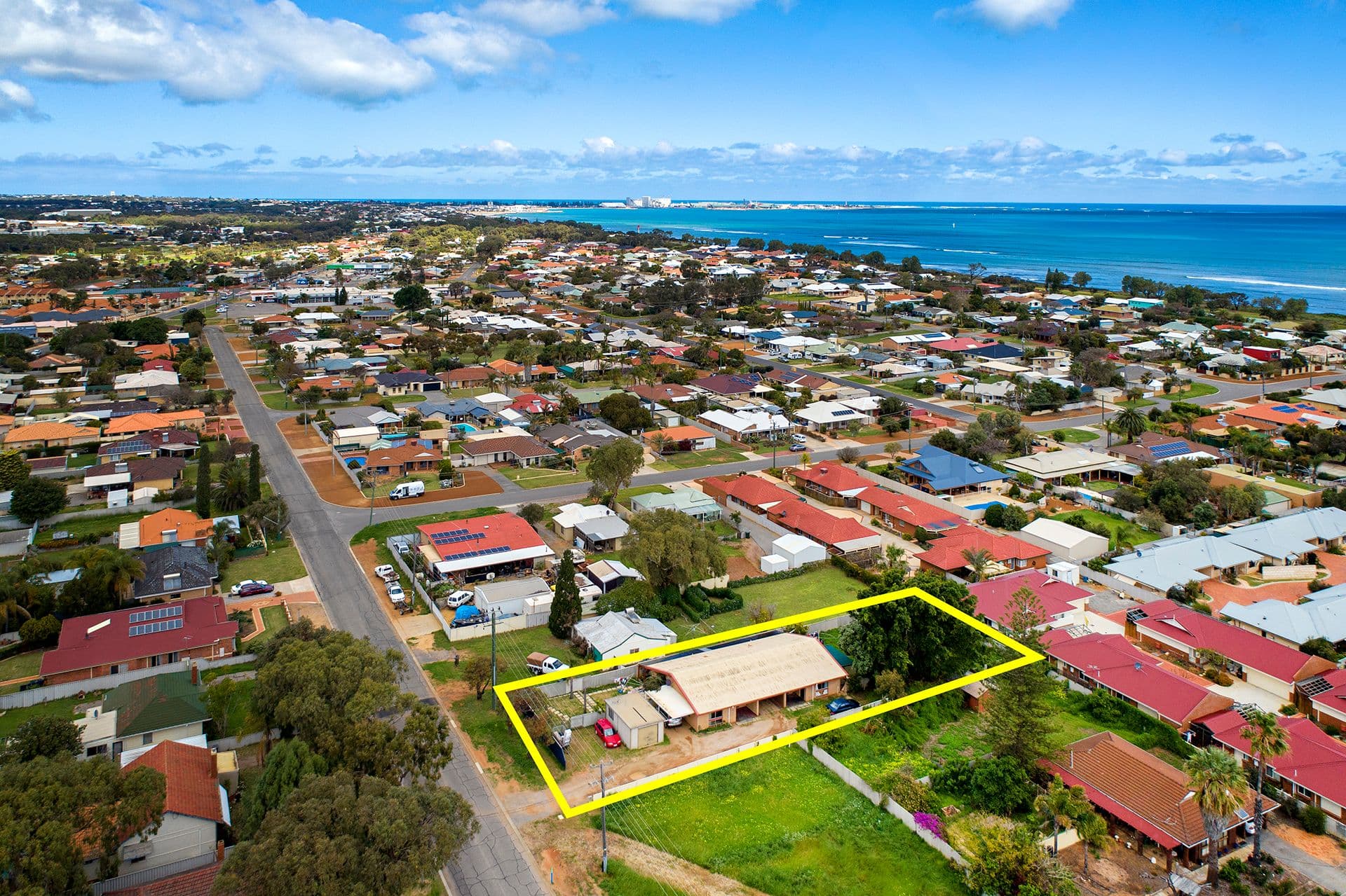 43A & B Charles Street, BLUFF POINT WA 6530, Bluff Point - Thumbnail 2
