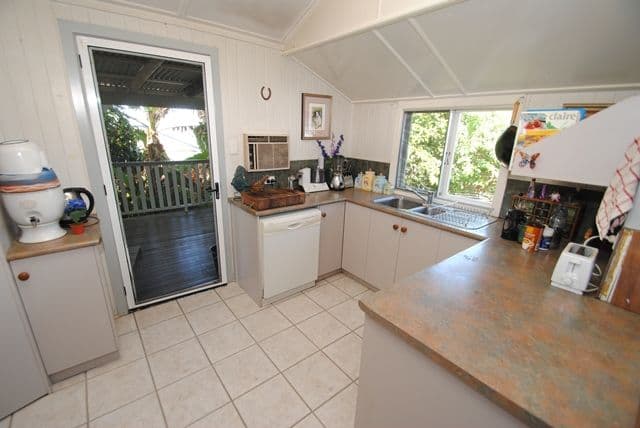 36 Garrick Street, GYMPIE QLD 4570, Gympie - Thumbnail 2