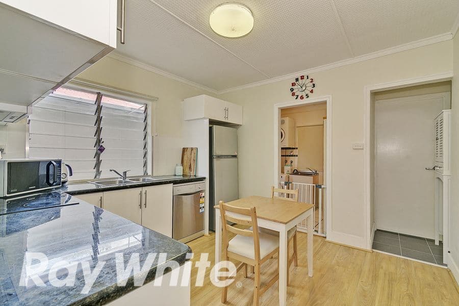 96 Railway Parade, Woodridge QLD 4114, Woodridge - Thumbnail 5