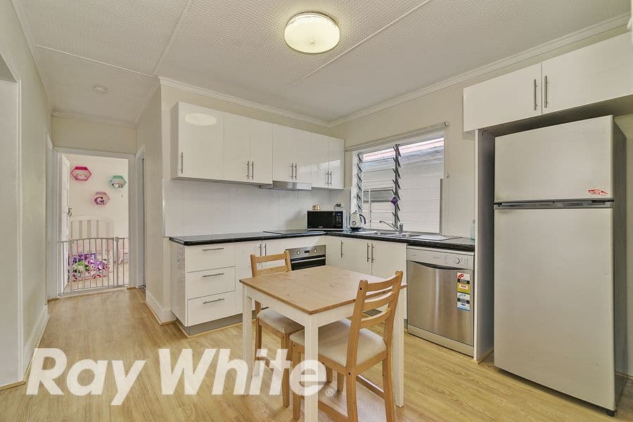 96 Railway Parade, Woodridge QLD 4114, Woodridge - Thumbnail 6