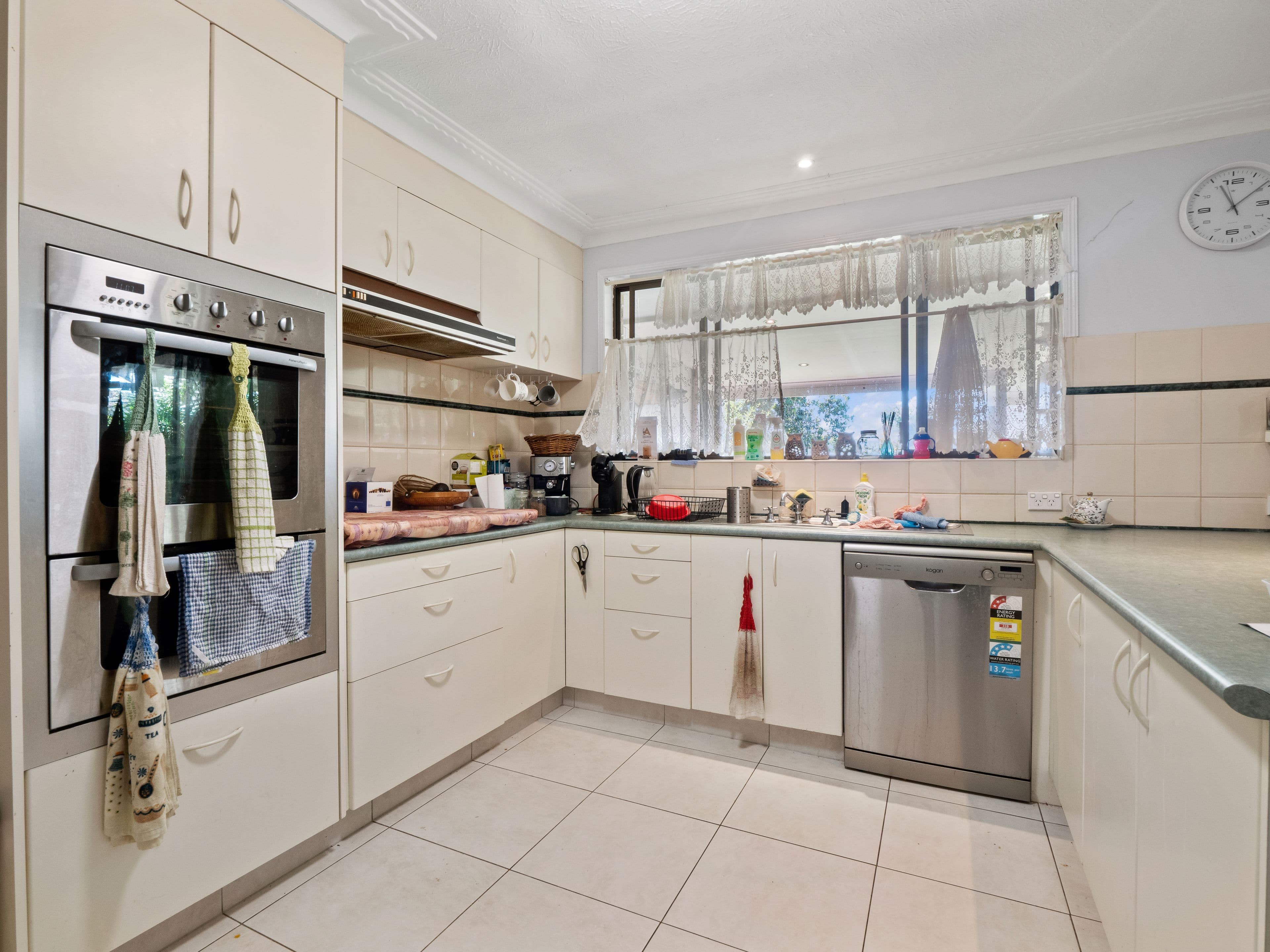 29 Dabchick Drive, Burleigh Waters QLD 4220, Burleigh Waters - Thumbnail 4