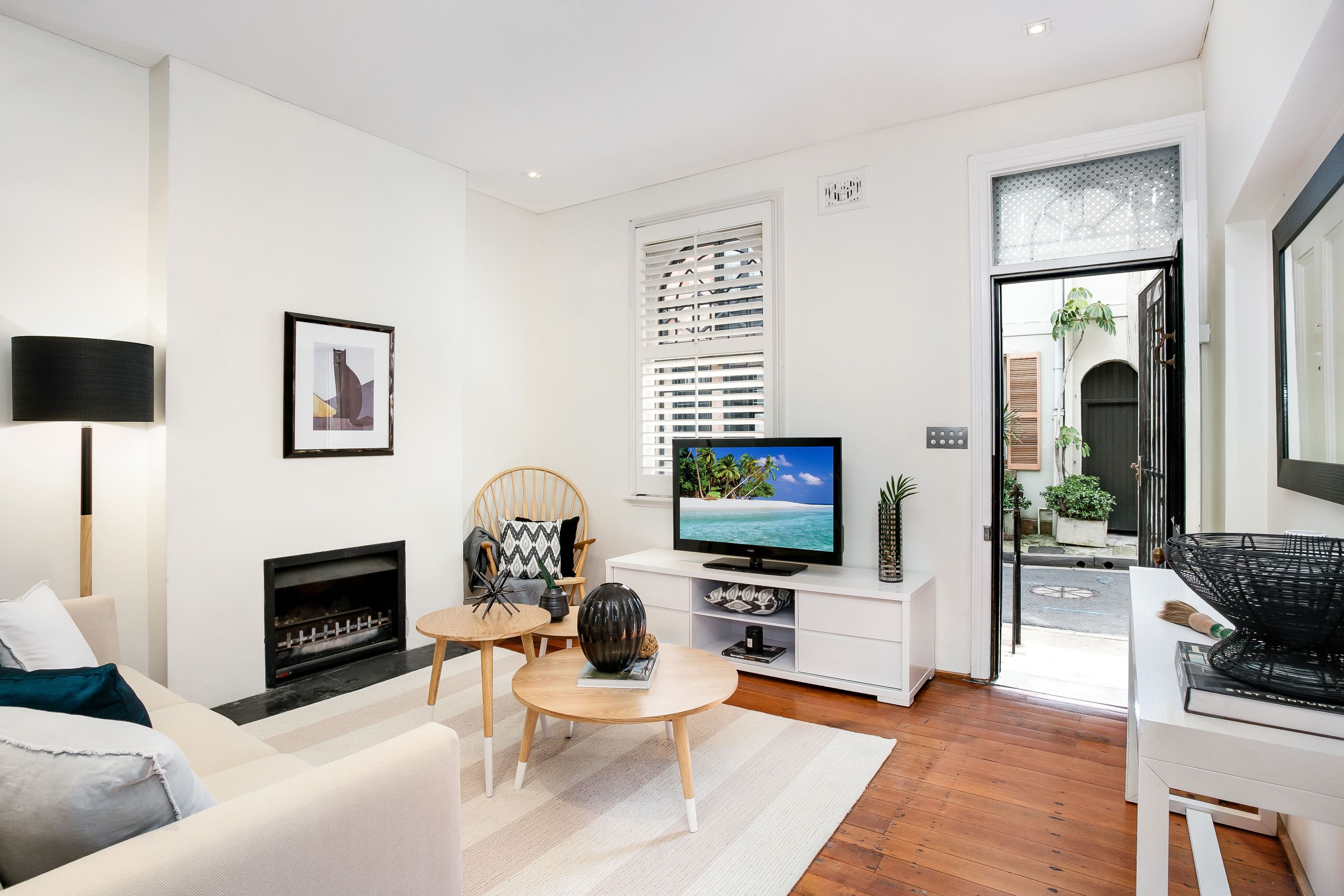 19 Bennett Street, Surry Hills - Thumbnail 2