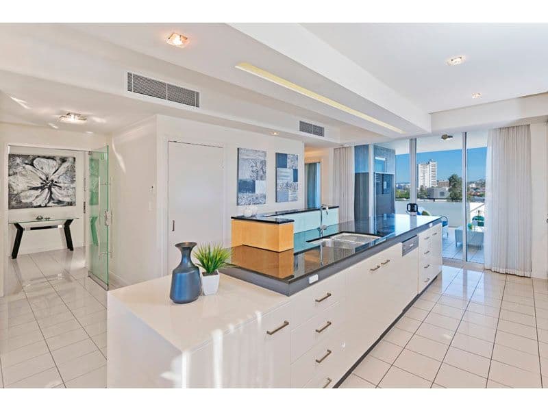 98 Thorn Street, KANGAROO POINT QLD 4169, Kangaroo Point - Thumbnail 8