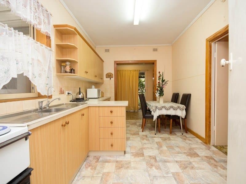 23 Golfers Avenue, Seaton - Thumbnail 4