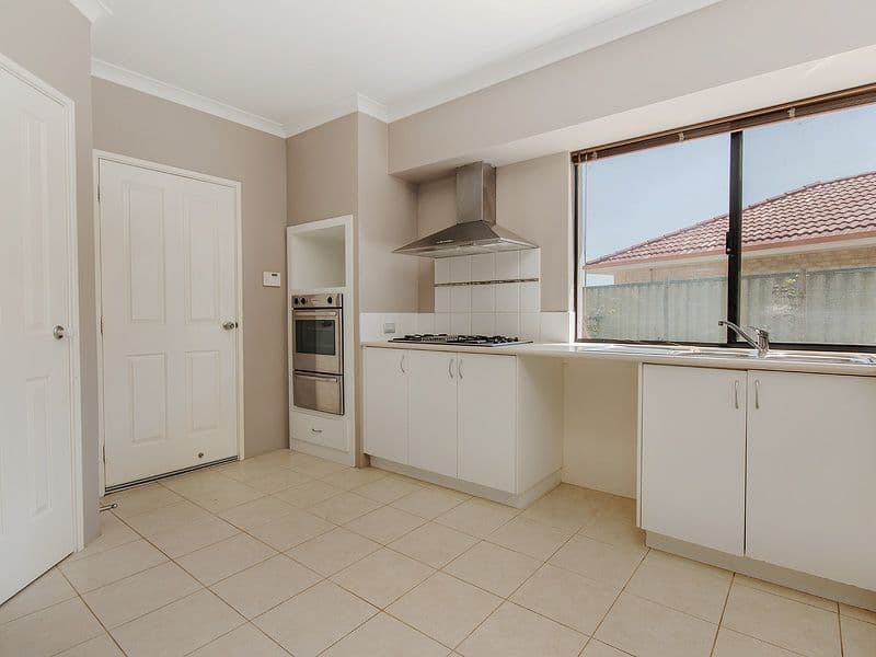 28 Bayside Boulevard, Port Kennedy WA 6172, Port Kennedy - Thumbnail 4