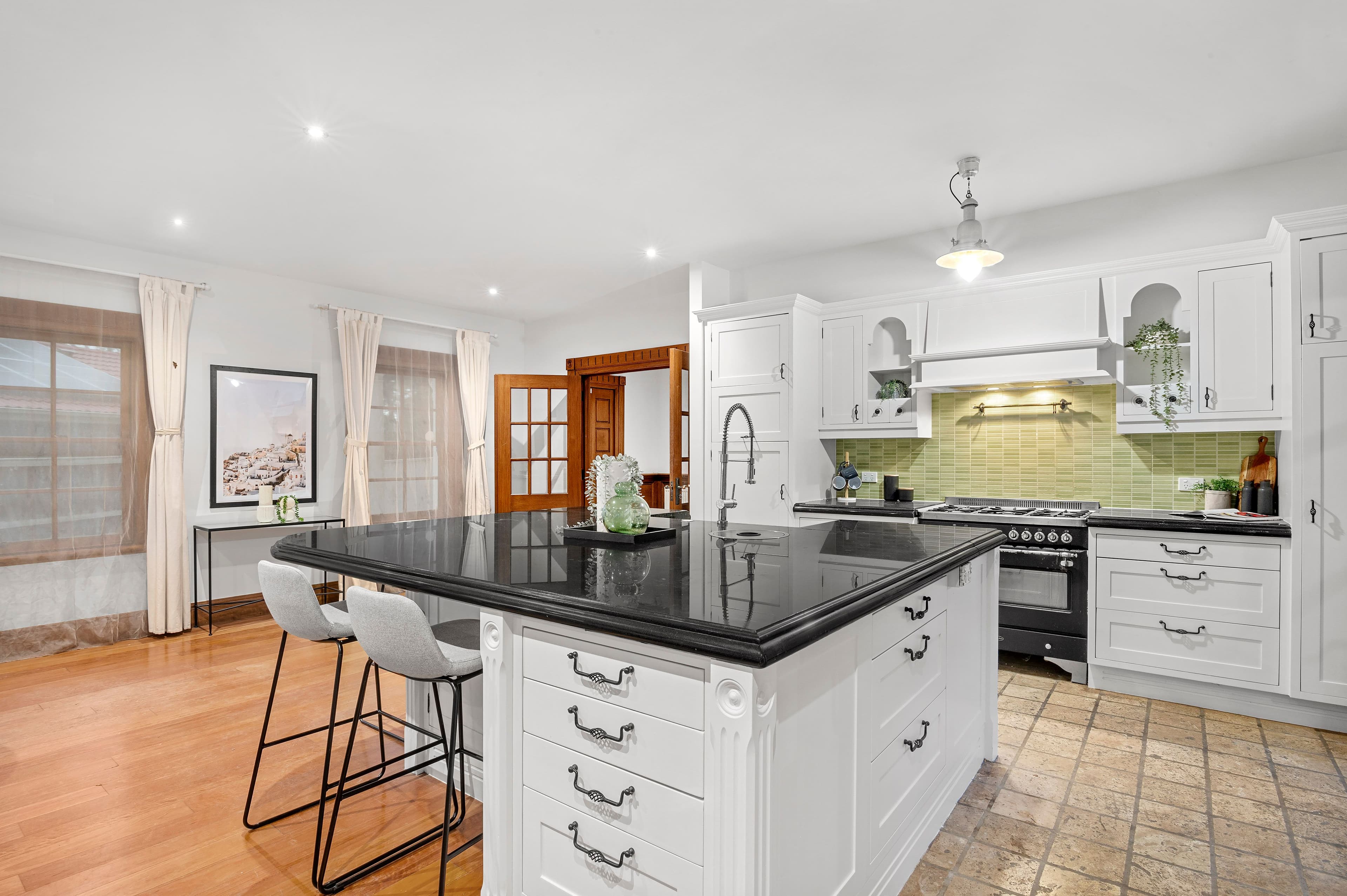 129 Mill Park Drive, Mill Park VIC 3082, Mill Park - Thumbnail 2