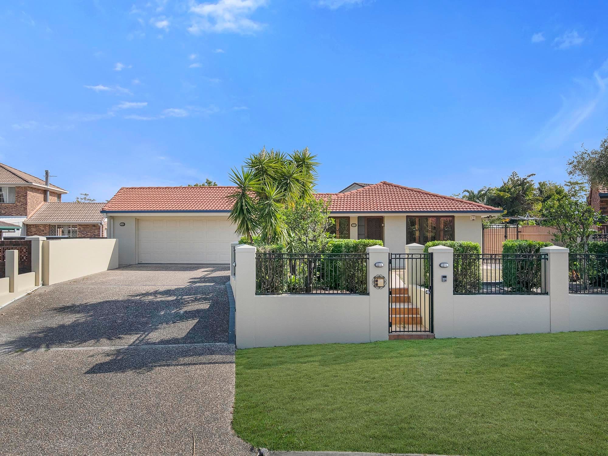 37 Grosmont Street, Carindale QLD 4152, Carindale - Image 1
