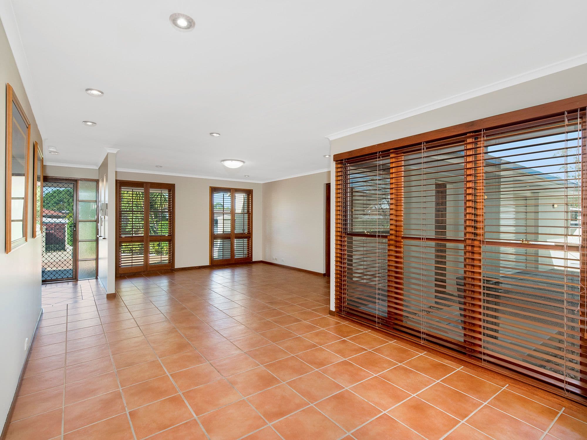 37 Grosmont Street, Carindale QLD 4152, Carindale - Thumbnail 7