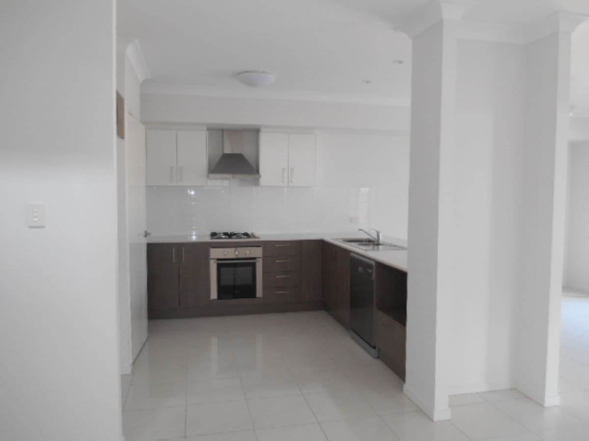 73 Whites Road, Manly West QLD 4179, Manly West - Thumbnail 3