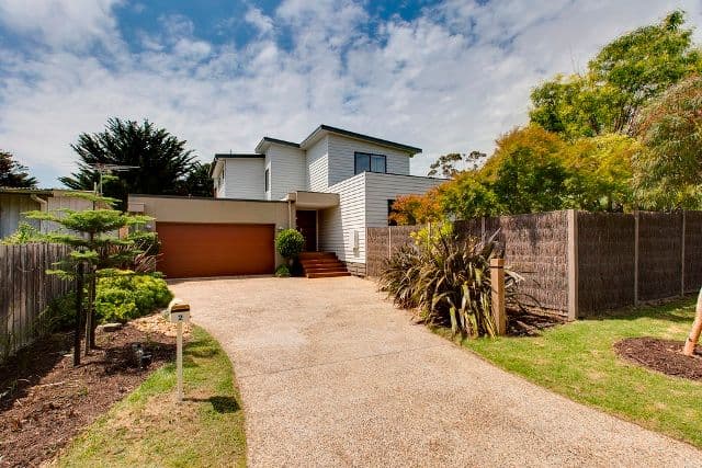 2 Hobsons Parade, Cowes VIC 3922, Cowes - Image 1
