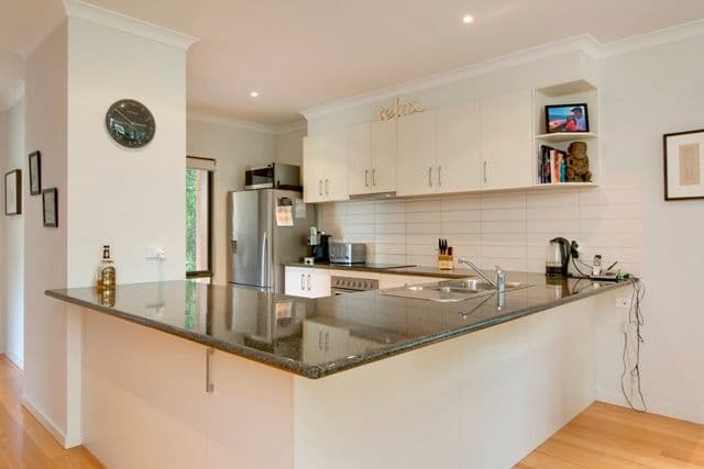 2 Hobsons Parade, Cowes VIC 3922, Cowes - Thumbnail 7