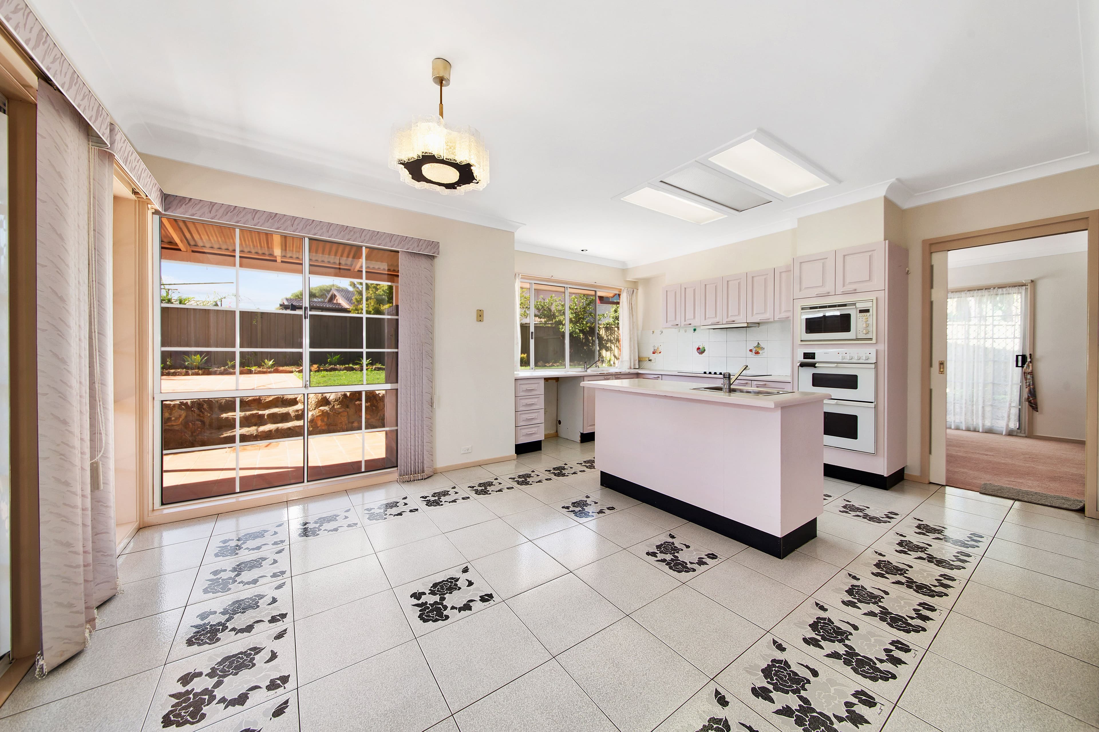 55 Wardell Drive, Barden Ridge - Thumbnail 3