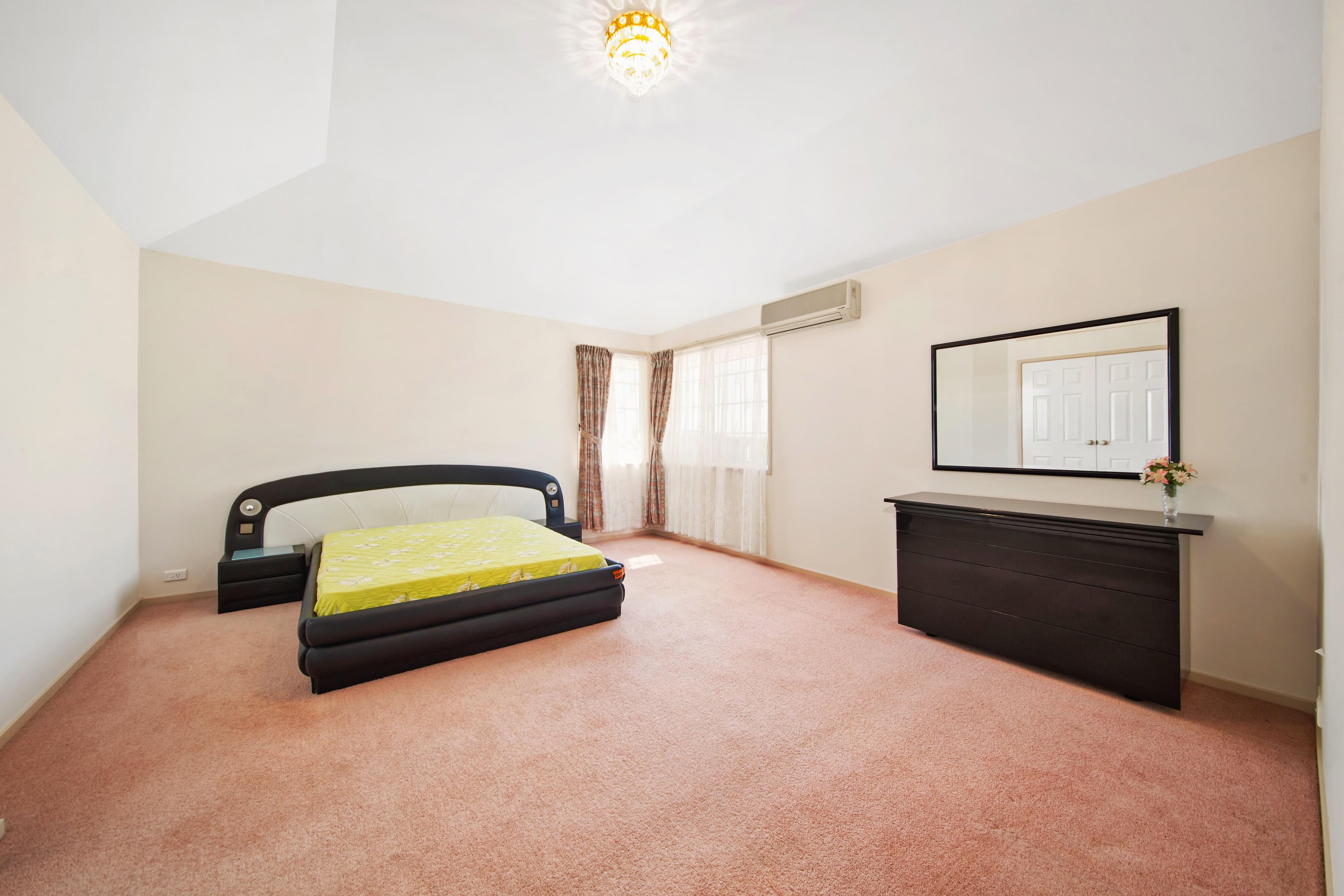 55 Wardell Drive, Barden Ridge - Thumbnail 4
