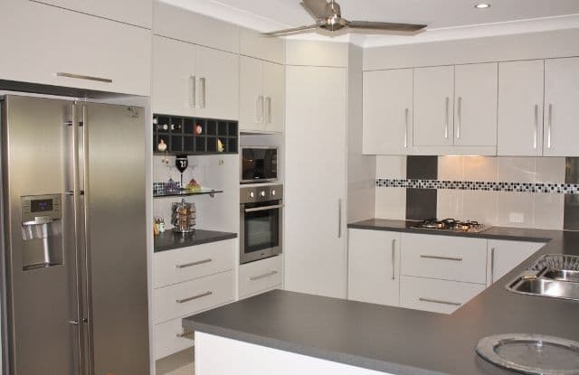 12 Kingsley Close, WHITE ROCK QLD 4868, White Rock - Thumbnail 3