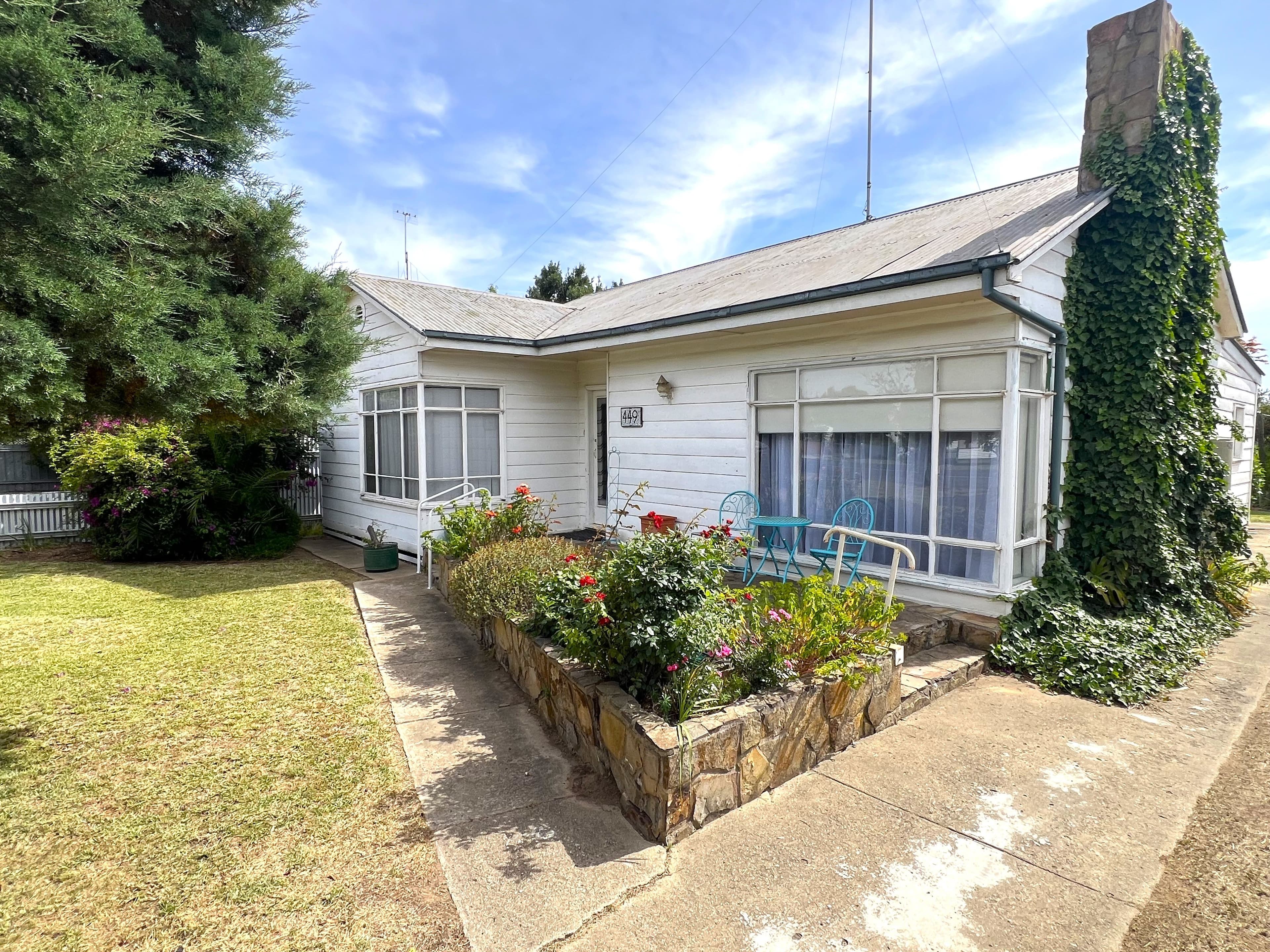 449 Harfleur Street, Deniliquin NSW 2710, Deniliquin - Image 1