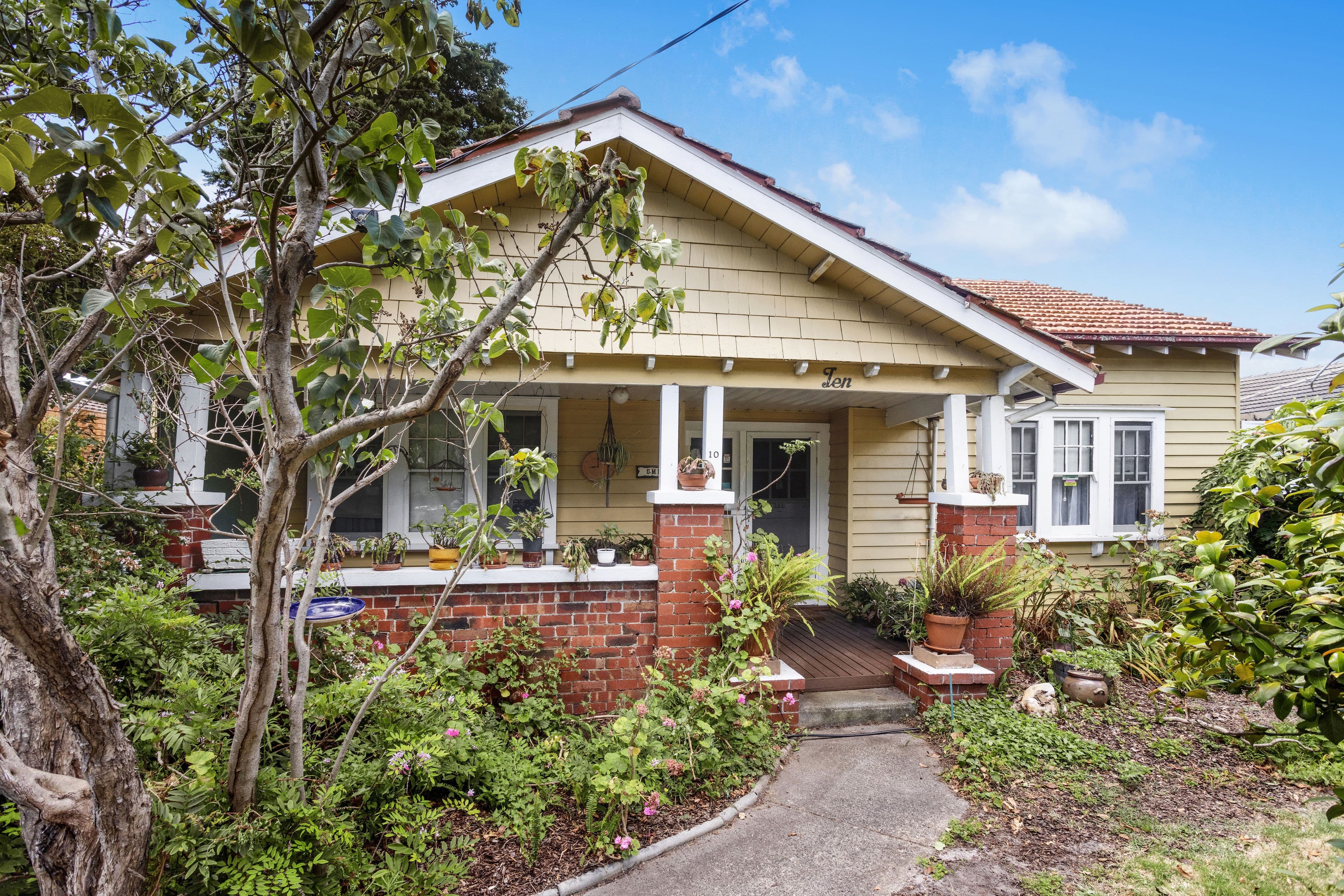 10 Leila Road, Carnegie VIC 3163, Carnegie - Thumbnail 2