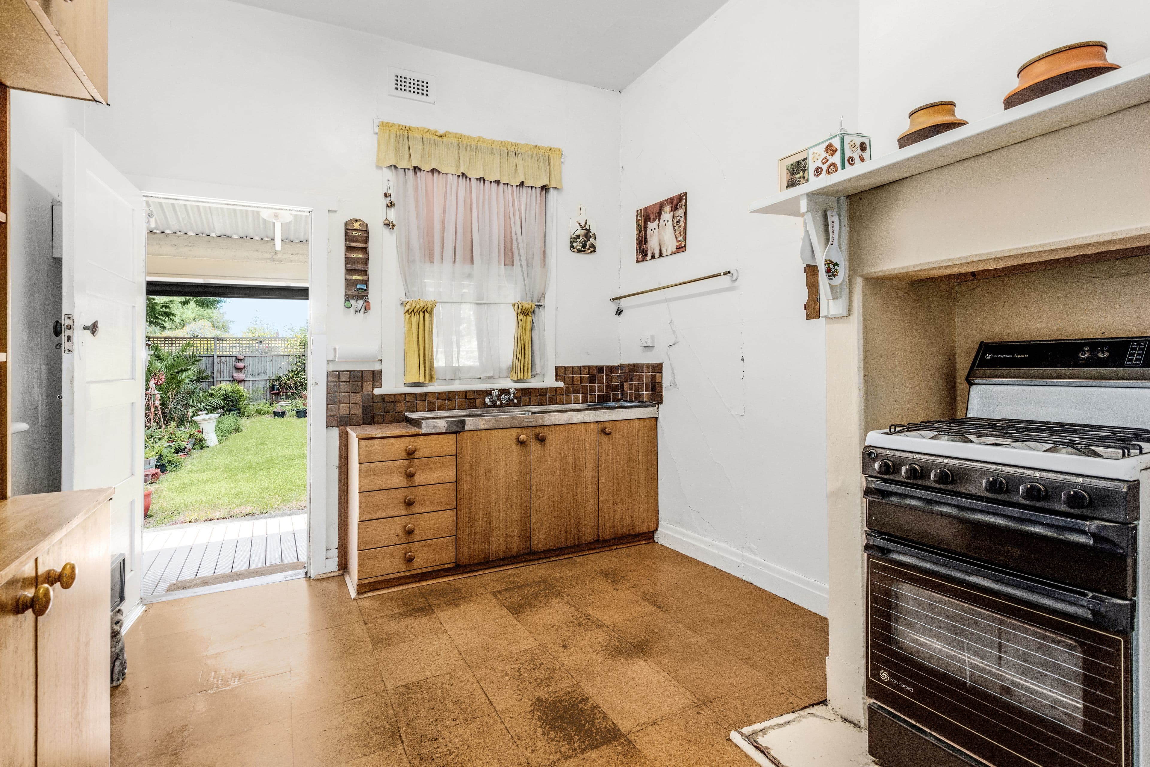 10 Leila Road, Carnegie VIC 3163, Carnegie - Thumbnail 6