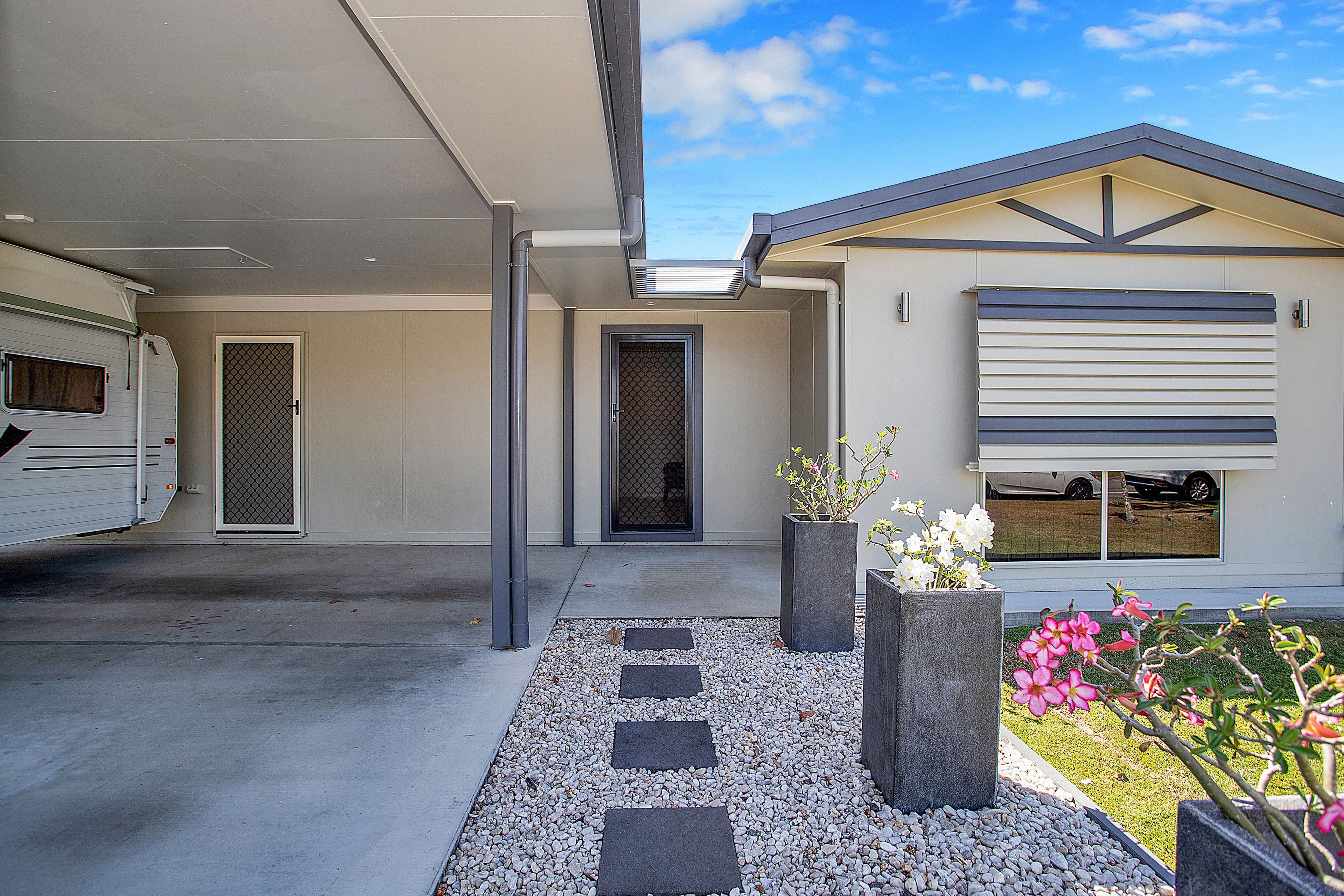 42 Nicklin Drive, Beaconsfield QLD 4740, Beaconsfield - Thumbnail 2