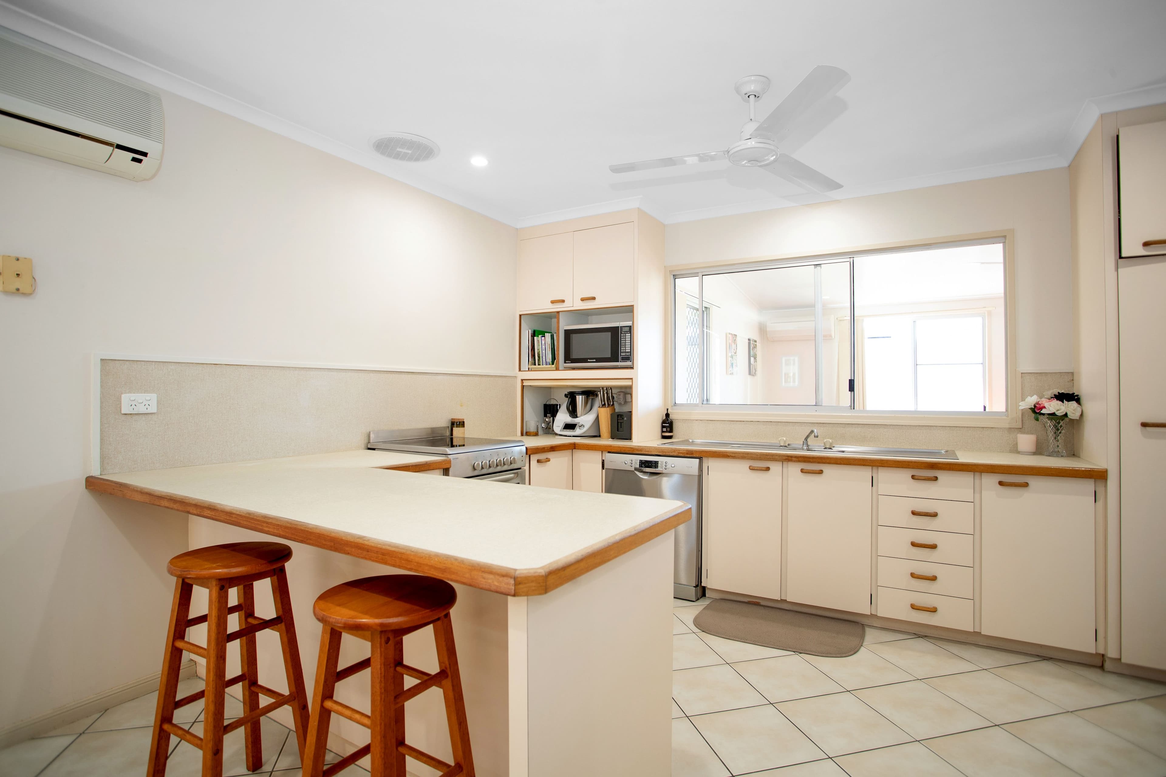 42 Nicklin Drive, Beaconsfield QLD 4740, Beaconsfield - Thumbnail 7