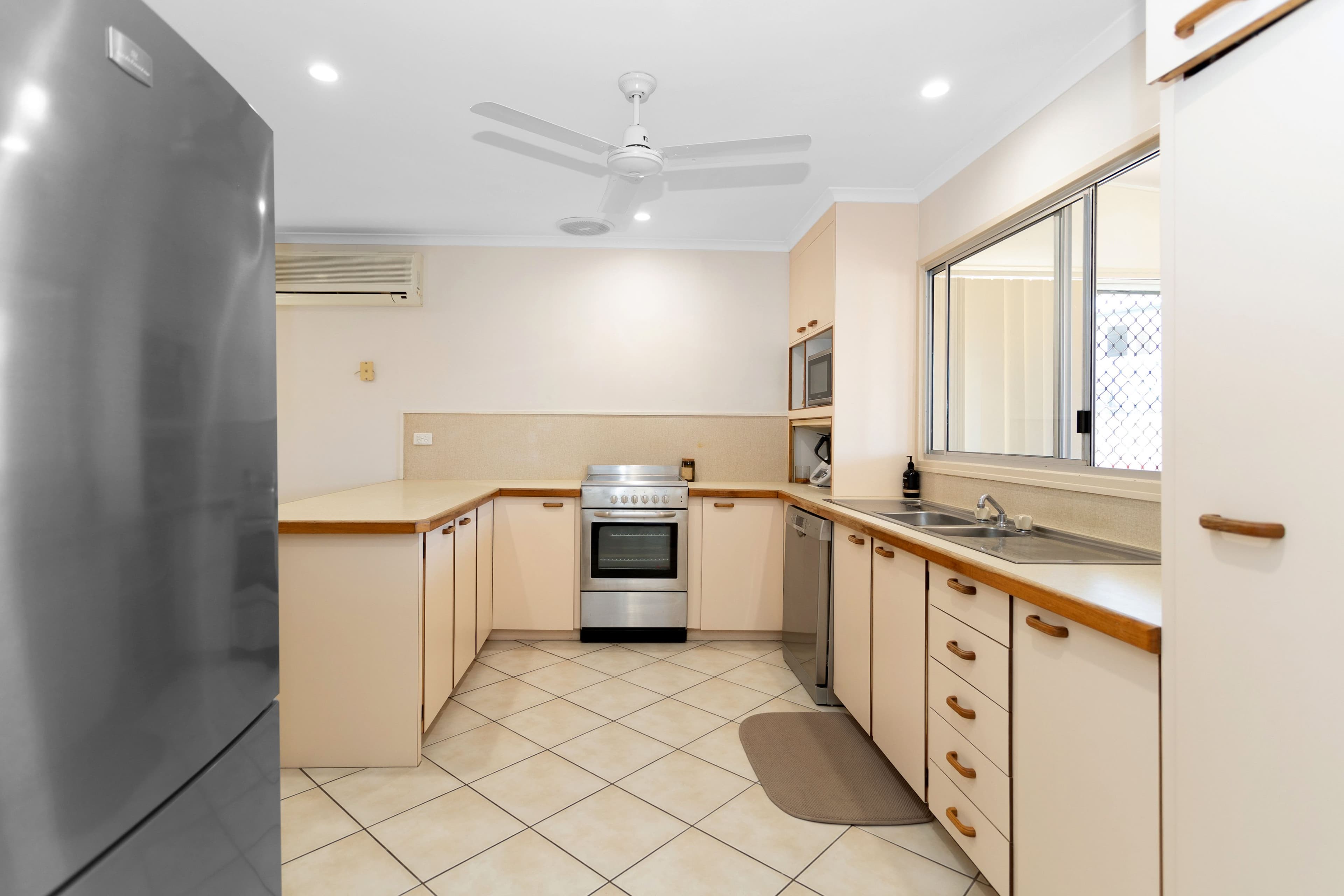 42 Nicklin Drive, Beaconsfield QLD 4740, Beaconsfield - Thumbnail 8