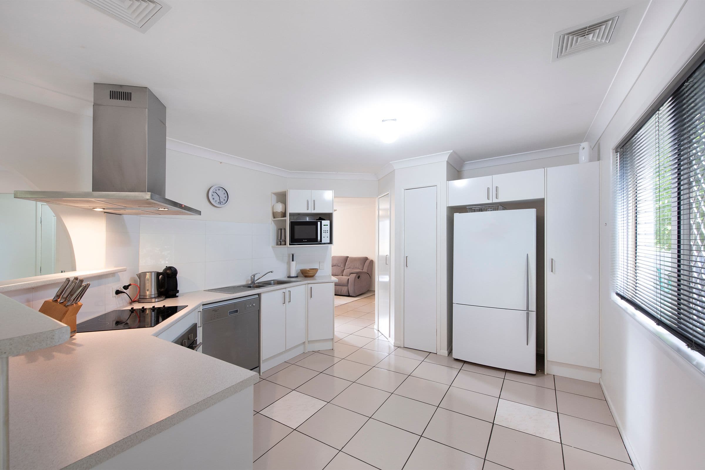 72 Donna Avenue, Rochedale South QLD 4123, Rochedale South - Thumbnail 5