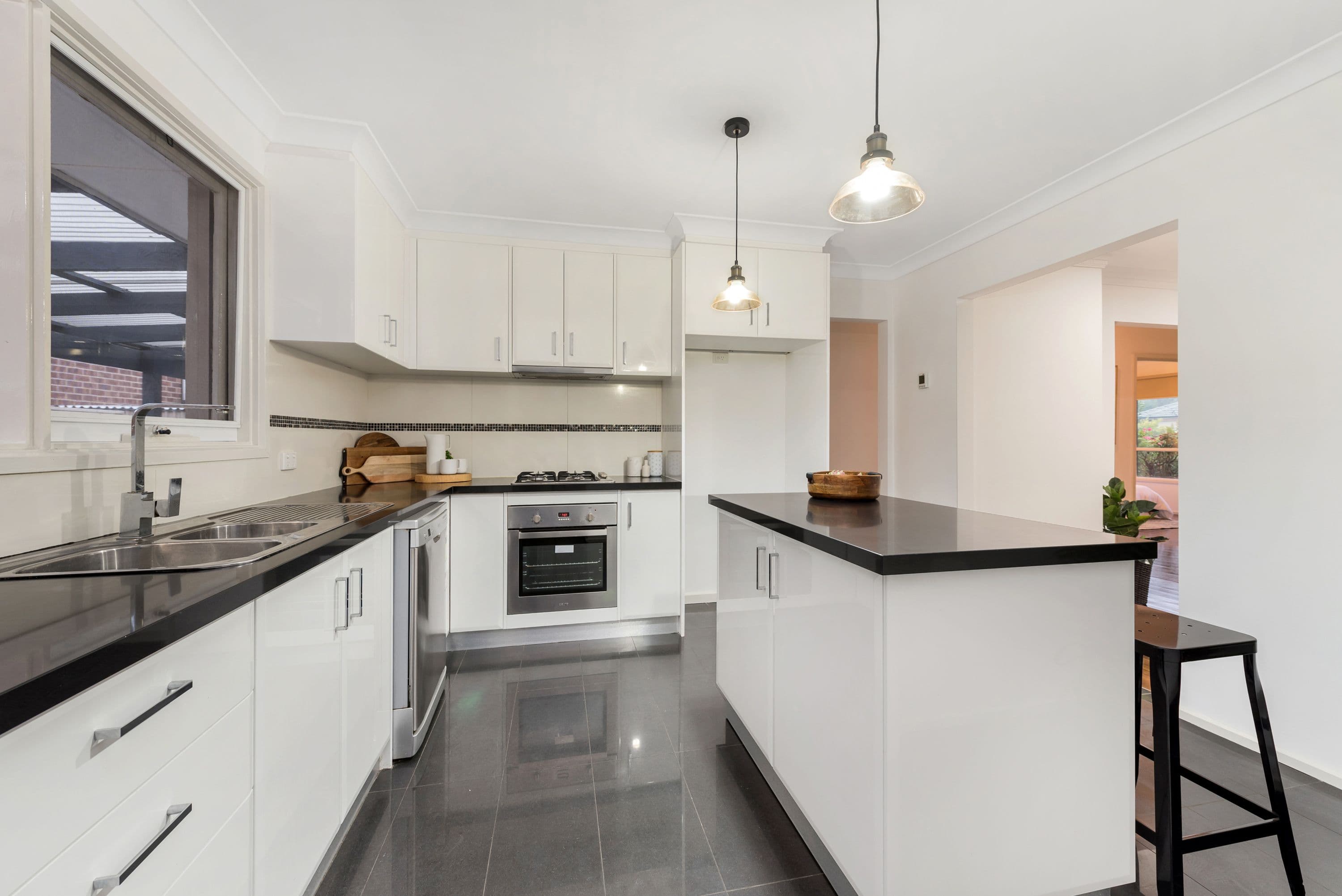 53 O'Connor Road, Knoxfield VIC 3180, Knoxfield - Thumbnail 2