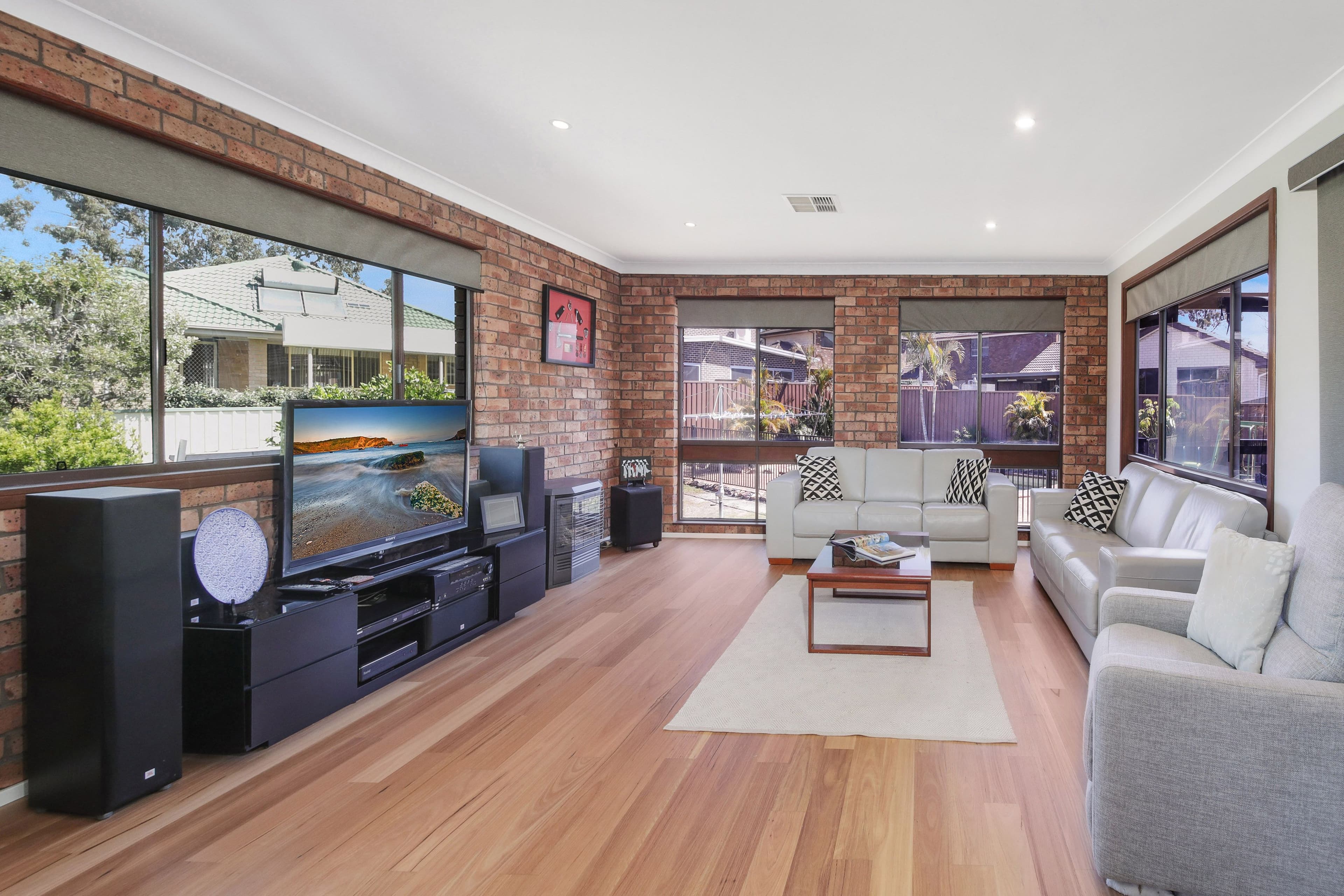 6 Goolagong Court, Milperra NSW 2214, Milperra - Thumbnail 2