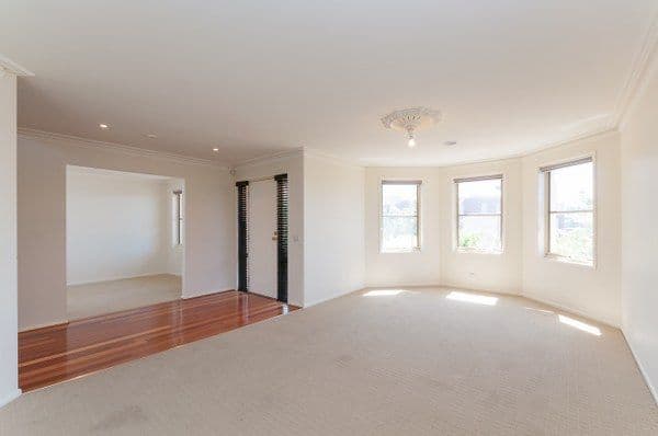 8 Strathallan Grove, CRAIGIEBURN VIC 3064, Craigieburn - Thumbnail 4