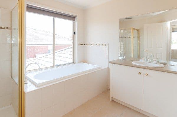 8 Strathallan Grove, CRAIGIEBURN VIC 3064, Craigieburn - Thumbnail 8