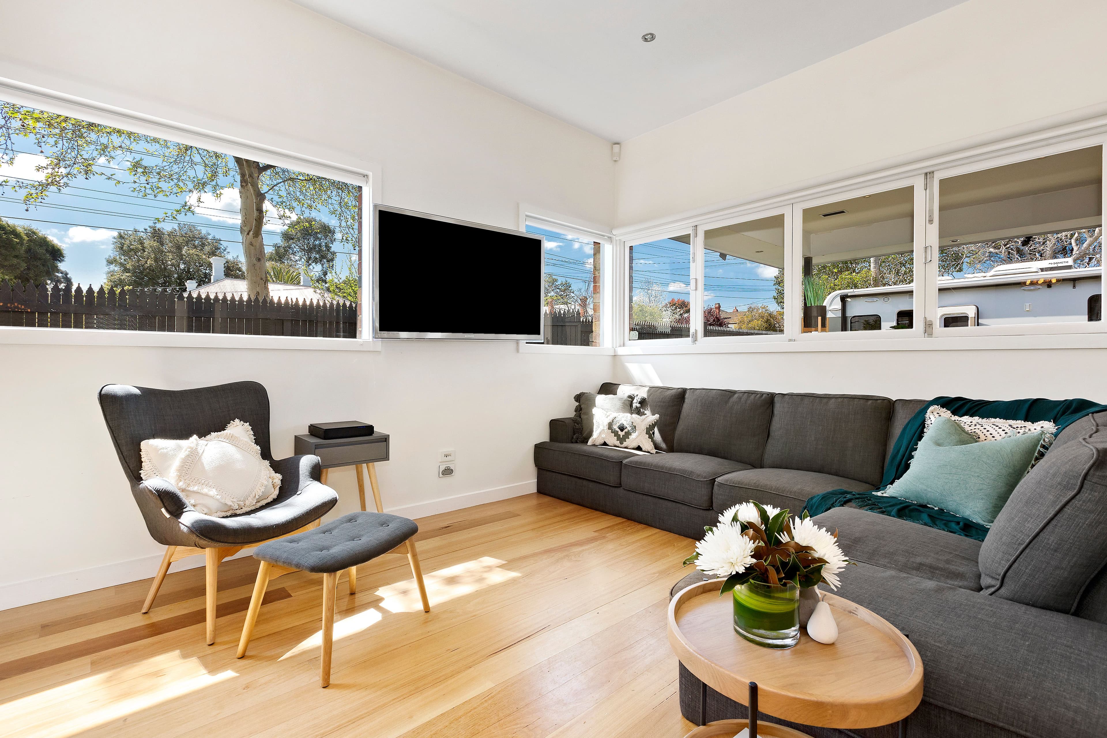 6 Paddington Road, Hughesdale VIC 3166, Hughesdale - Thumbnail 2