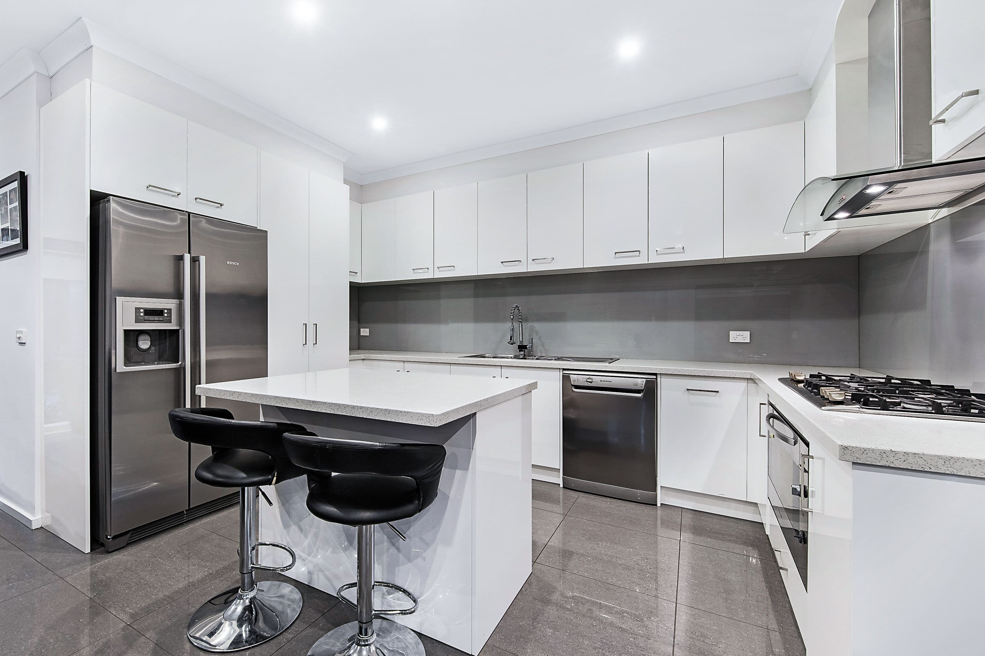12 Knell Street, Mulgrave VIC 3170, Mulgrave - Thumbnail 2