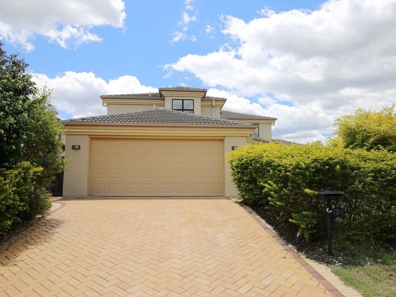 123 Bordeaux Street, Eight Mile Plains QLD 4113, Eight Mile Plains - Thumbnail 2