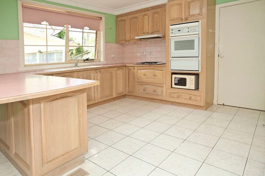 6 Meteor Street, MOUNT WAVERLEY VIC 3149, Mount Waverley - Thumbnail 2