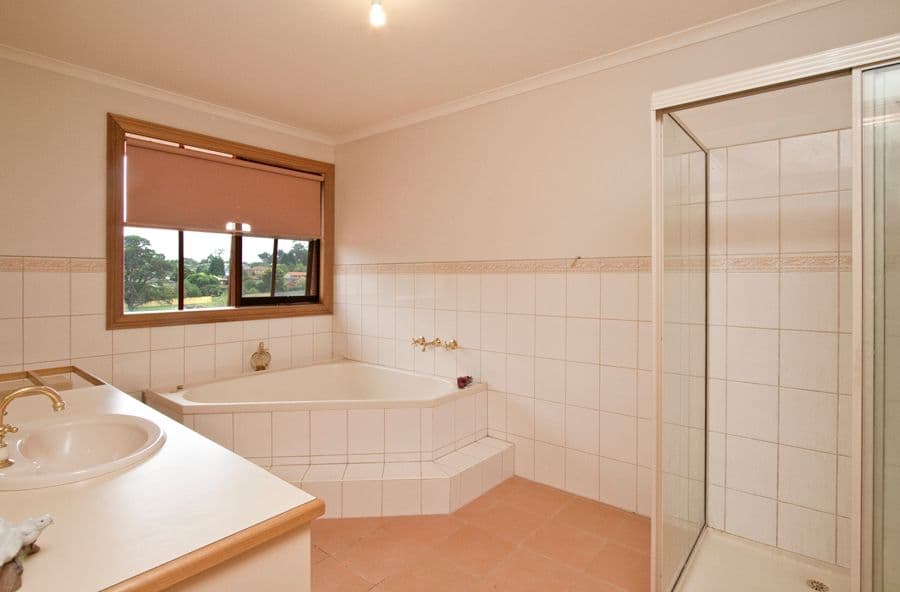 6 Tyrone Court, GREENSBOROUGH VIC 3088, Greensborough - Thumbnail 8