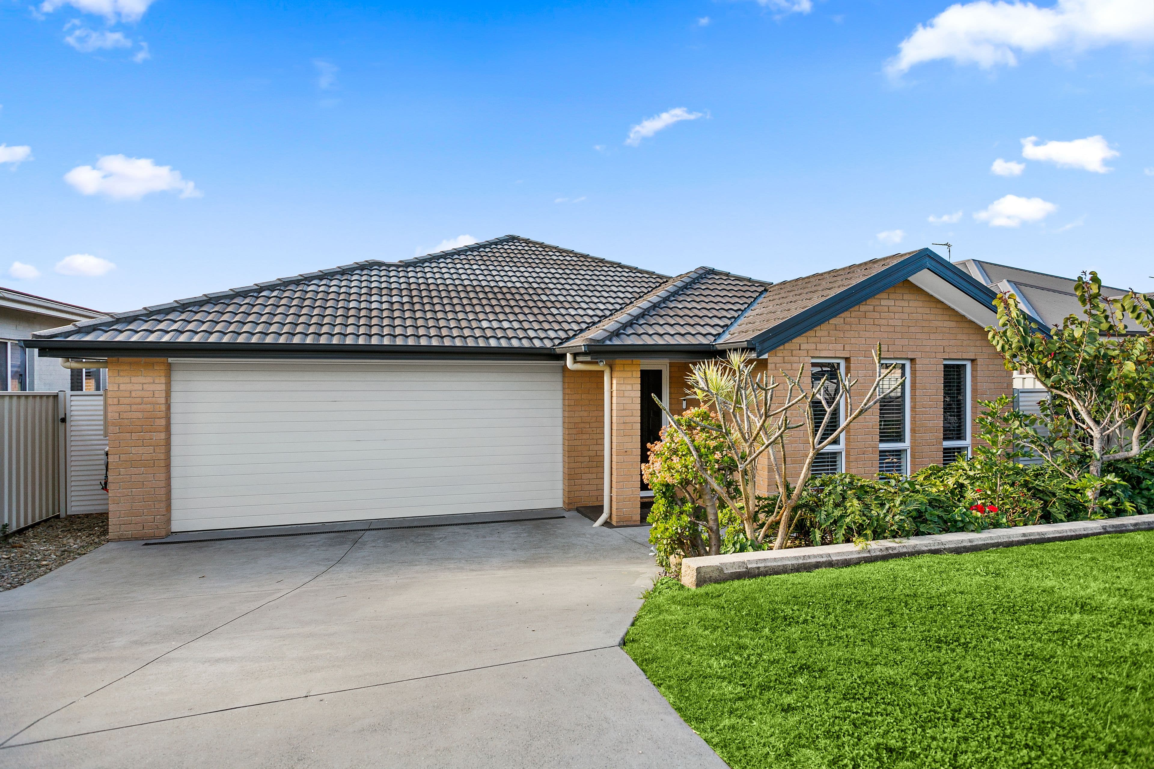 37 Huntingdale Close, Shell Cove NSW 2529, Shell Cove - Image 1