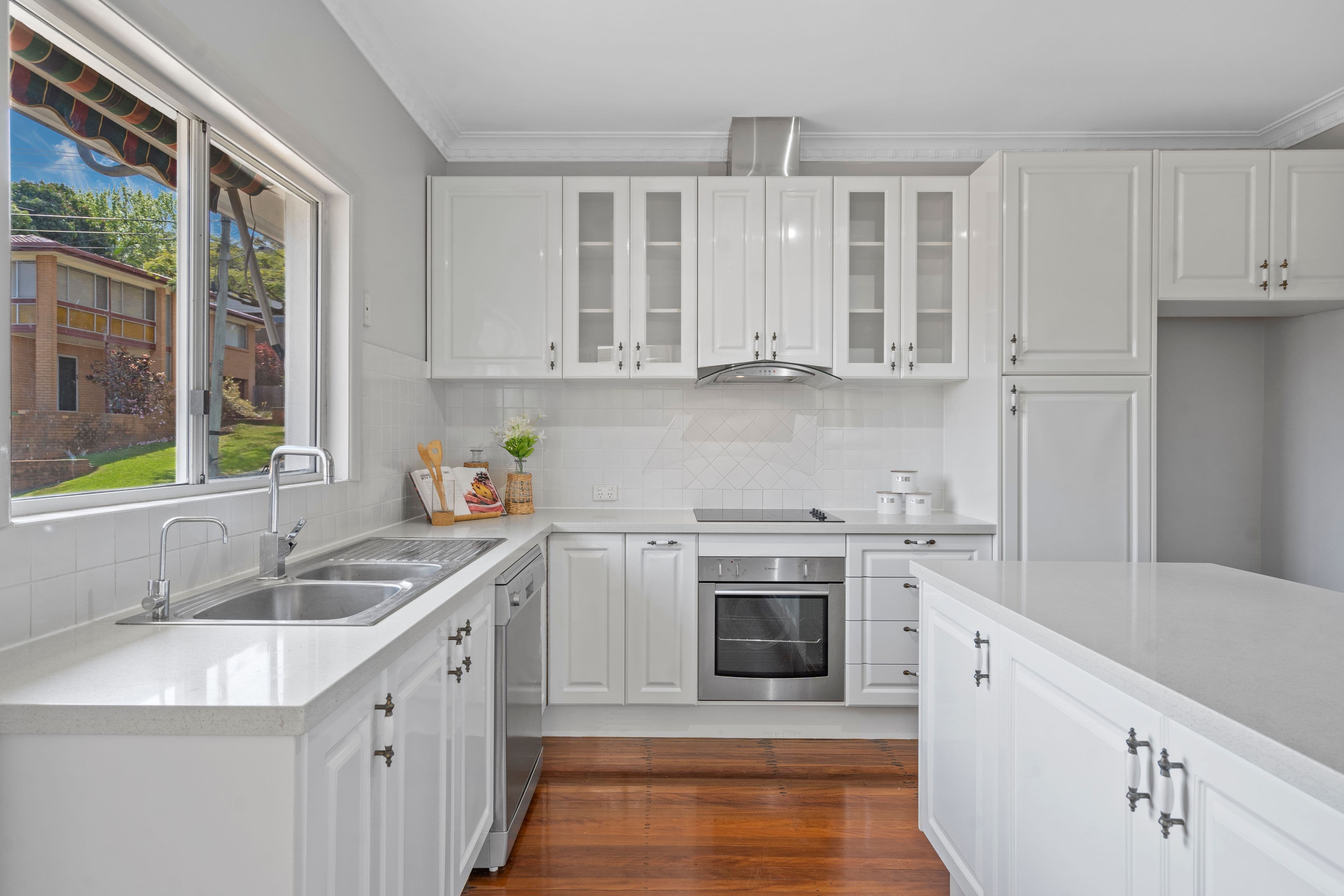 65 Arafura Street, Upper Mount Gravatt QLD 4122, Upper Mount Gravatt - Thumbnail 2