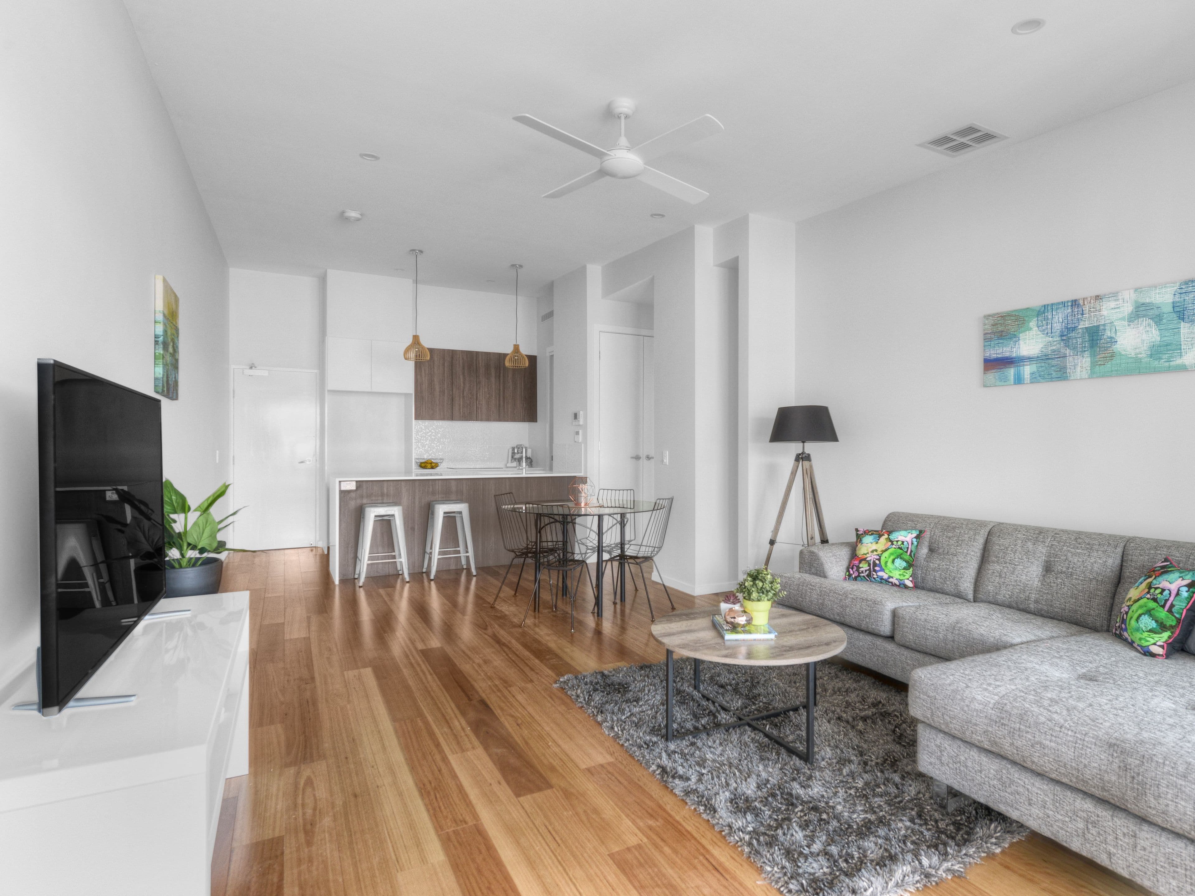 19 Howard Street, Morningside QLD 4170, Morningside - Thumbnail 2