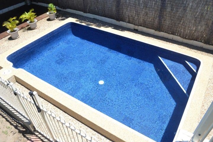 8 Wilga Street, KIN KORA QLD 4680, Kin Kora - Thumbnail 2