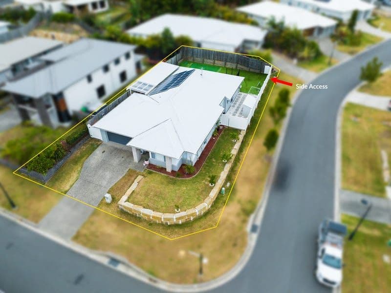 22 Dianella Crescent, Maudsland QLD 4210, Maudsland - Thumbnail 2