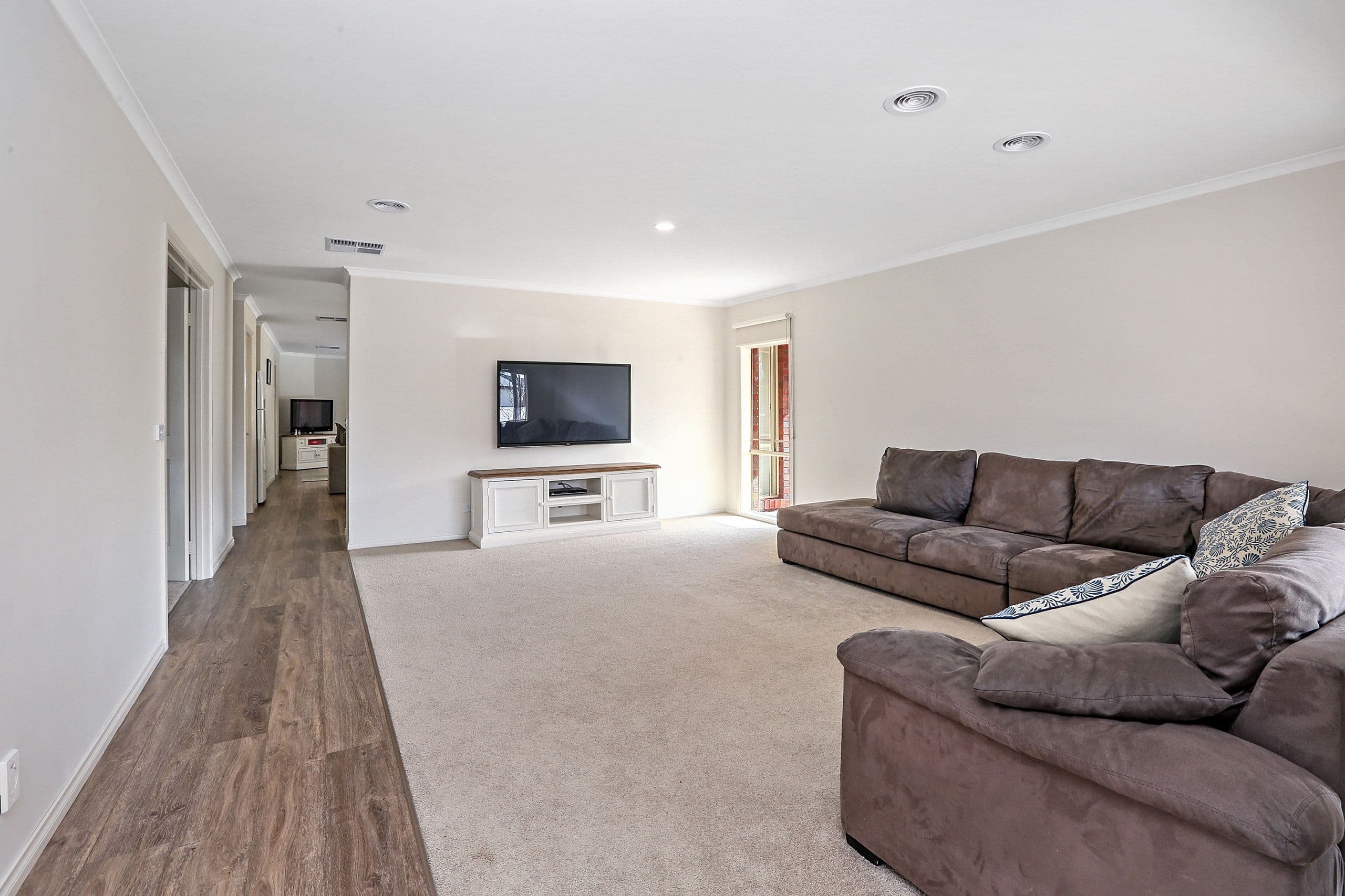 16-17 Mungari Court, Lara VIC 3212, Lara - Thumbnail 4