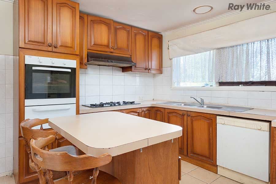 10 McRae Avenue, St Albans VIC 3021, St Albans - Thumbnail 4