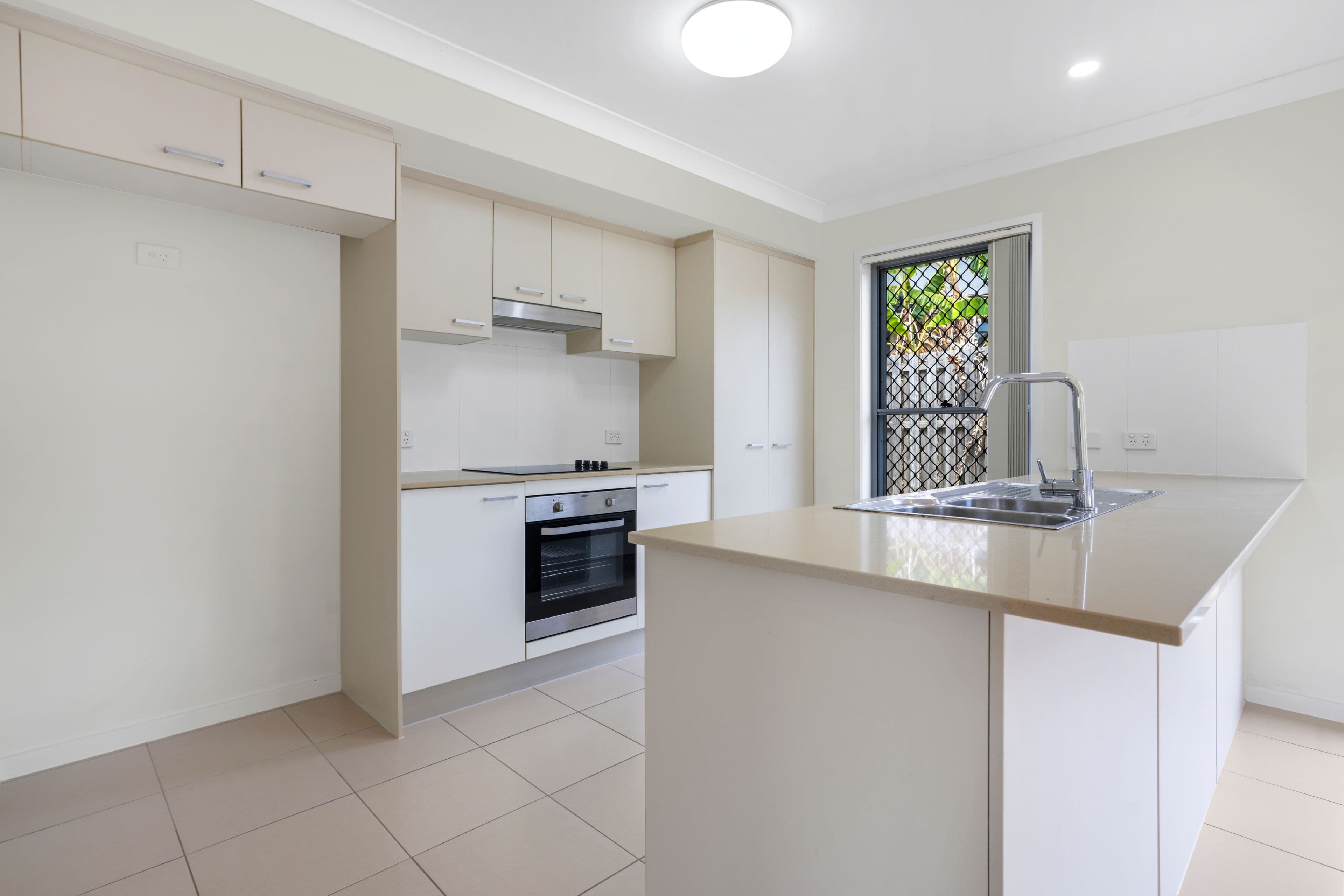 51 Cornforth Crescent, Kirkwood QLD 4680, Kirkwood - Thumbnail 4