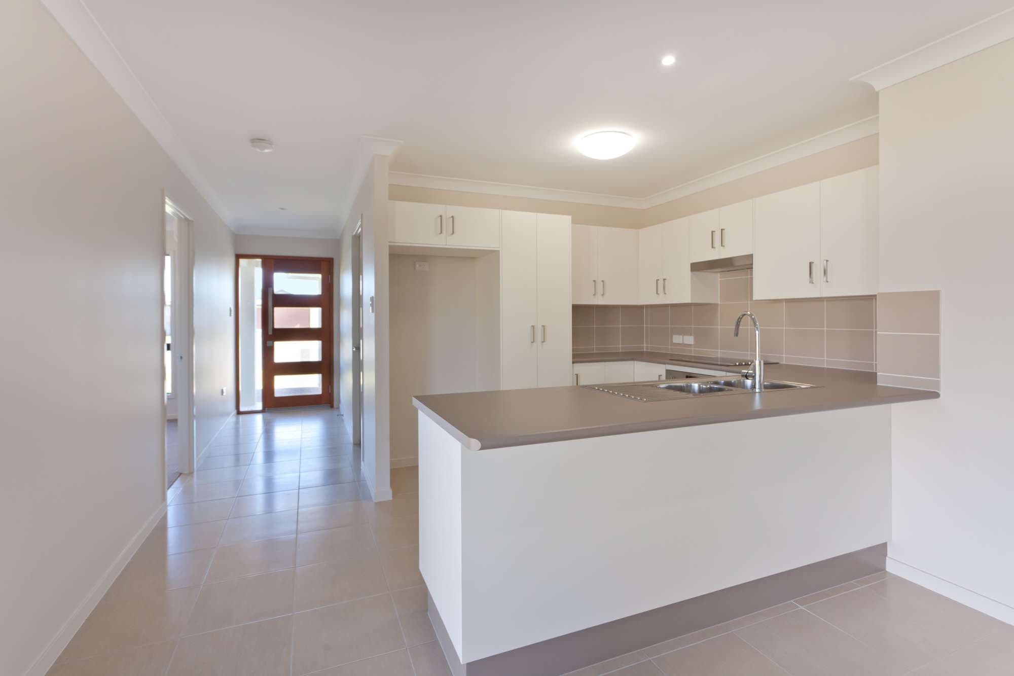 61 Summerland Drive, DEERAGUN QLD 4818, Deeragun - Thumbnail 3