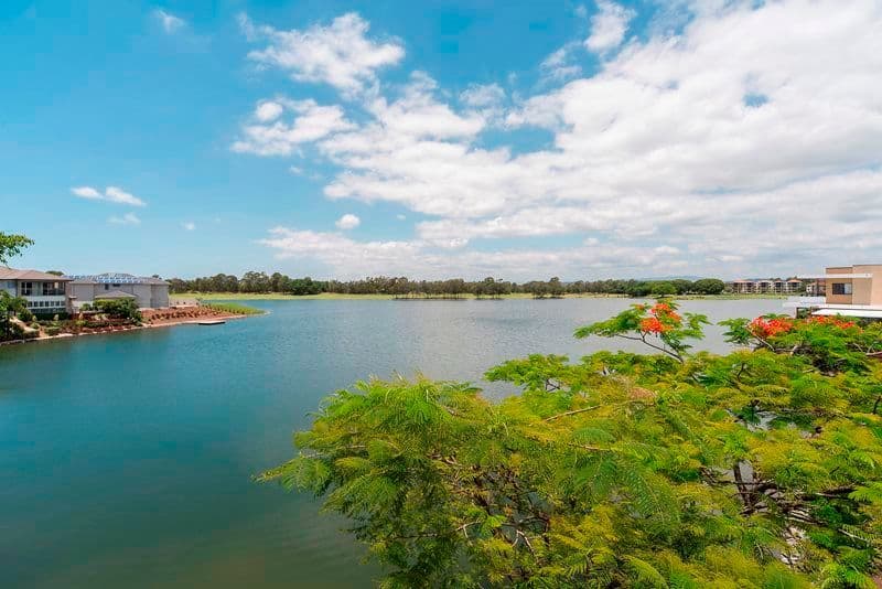 6063 Lugano Drive, Hope Island QLD 4212, Hope Island - Thumbnail 3
