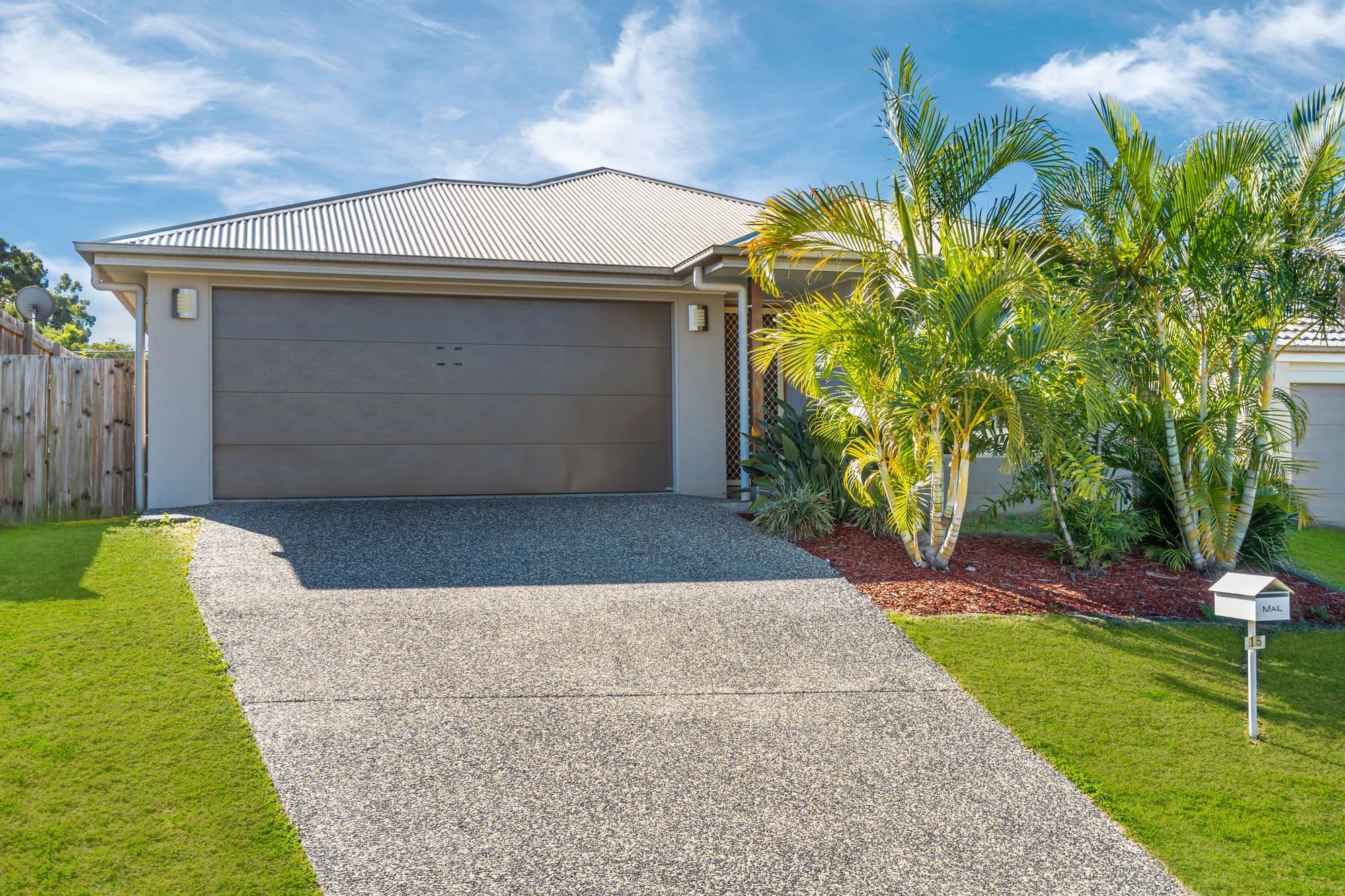 15 Wright Crescent, Flinders View QLD 4305, Flinders View - Image 1