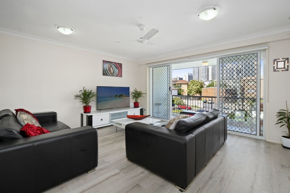 16 Stanhill Drive, Surfers Paradise QLD 4217, Surfers Paradise - Thumbnail 2