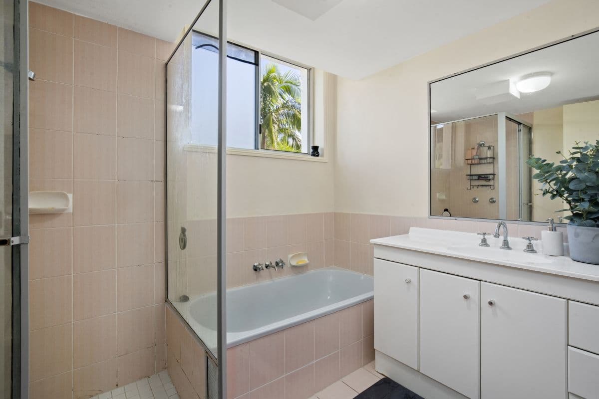 16 Stanhill Drive, Surfers Paradise QLD 4217, Surfers Paradise - Thumbnail 7